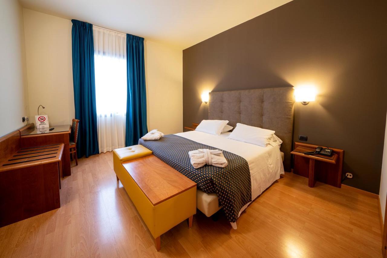Hotel Gardenia Verona Esterno foto