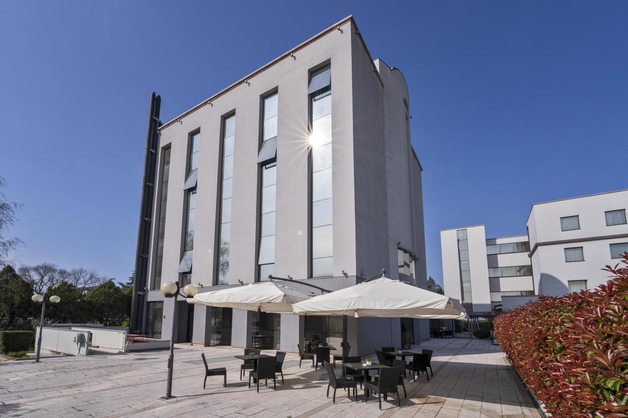 Hotel Gardenia Verona Esterno foto