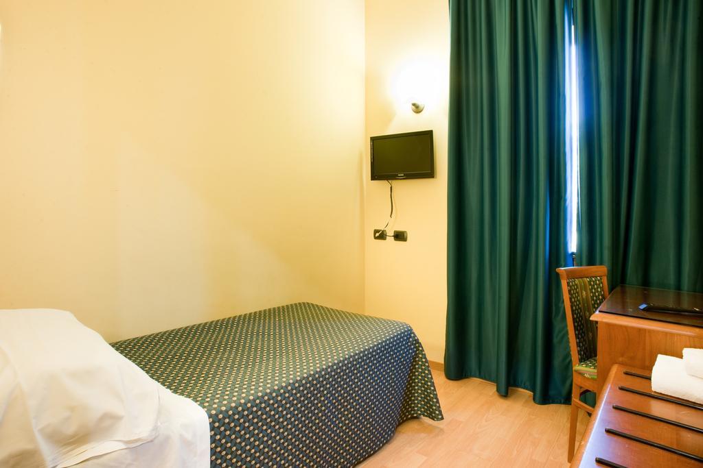 Hotel Gardenia Verona Esterno foto