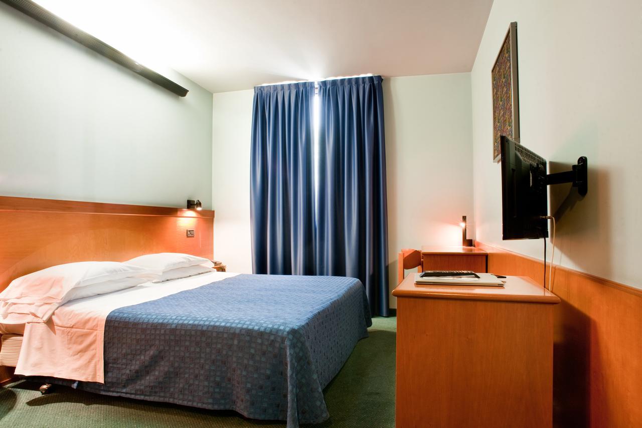 Hotel Gardenia Verona Esterno foto